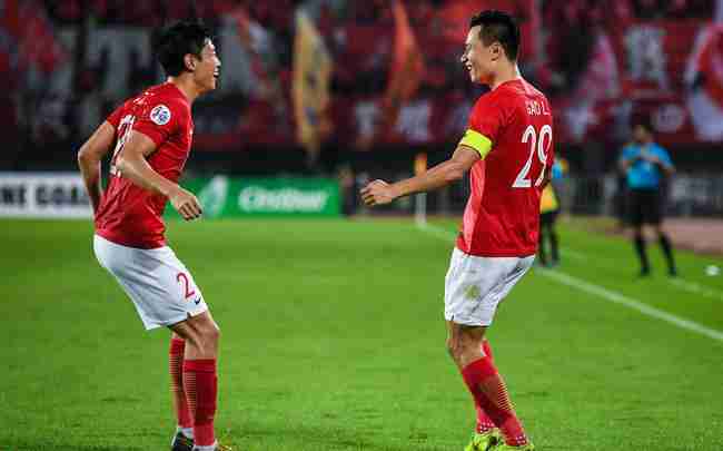 ǹ-˹÷۬ 4-0ī