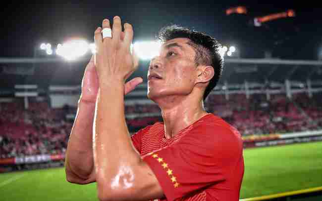 ǹ-˹÷۬ 4-0ī