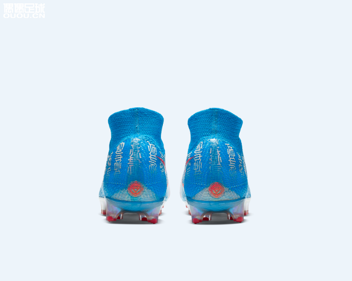 C罗为武磊送上球场新杀器:全新耐克Mercurial 360足球鞋中国限定版