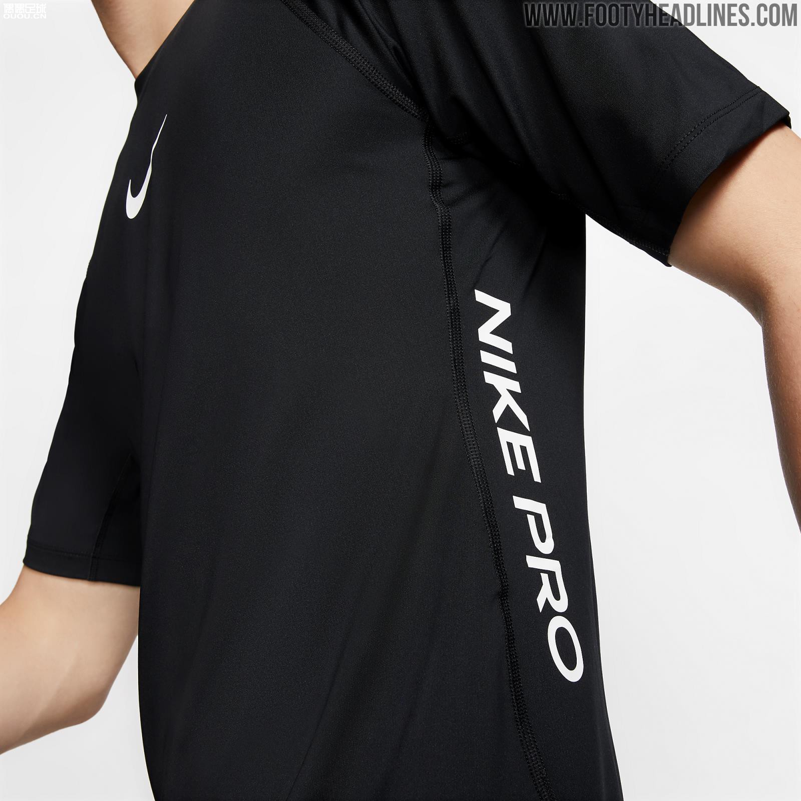 װNike AeroAdapt Strike Top