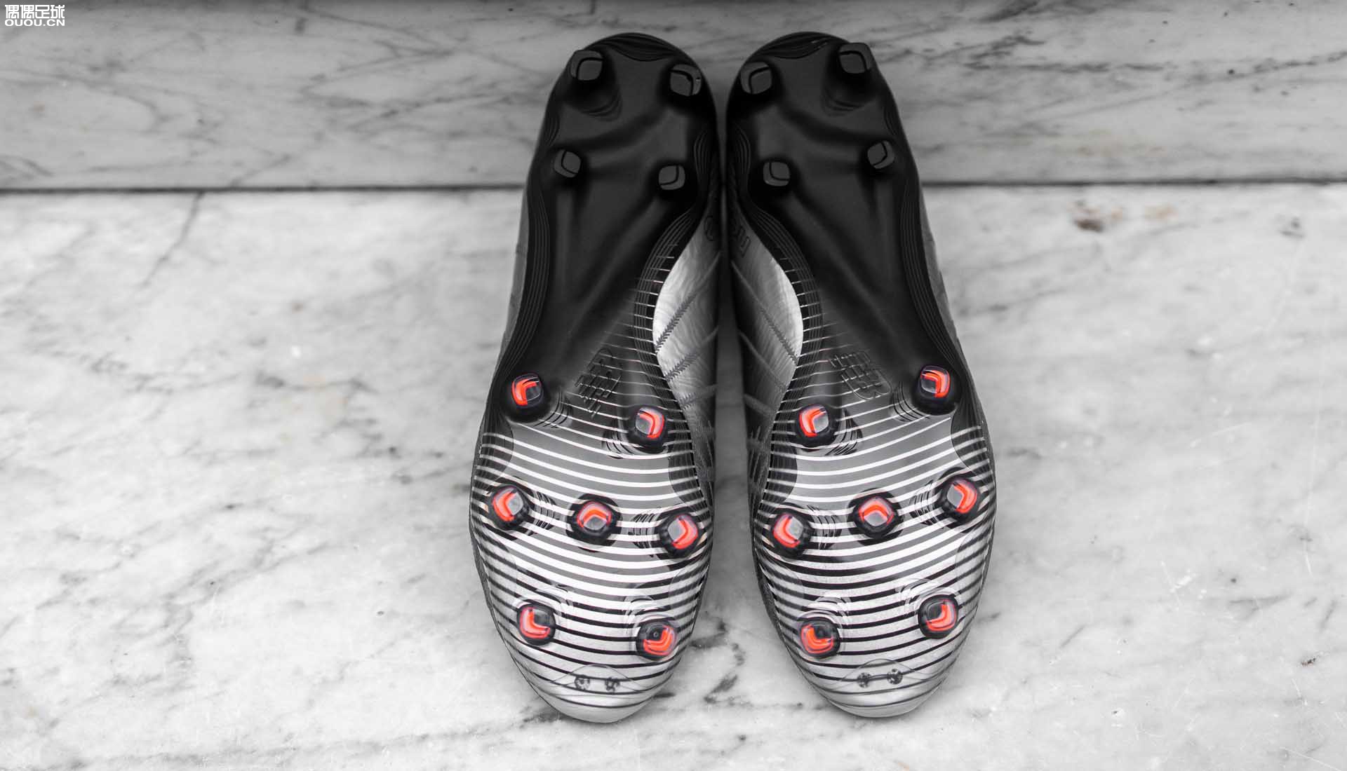 New Balance Pitch Control汾Tekela V2