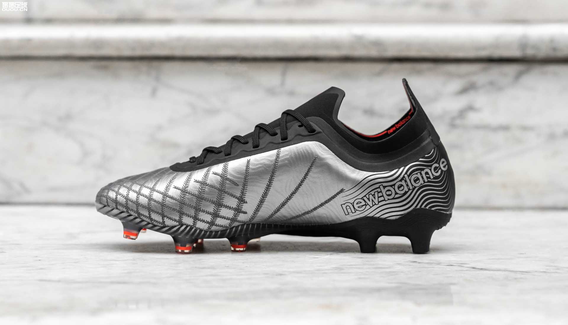 New Balance Pitch Control汾Tekela V2