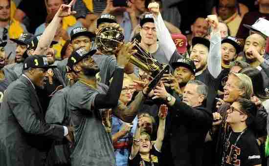 NBAʷʮ󾭵ܾ ˺ղķ˹